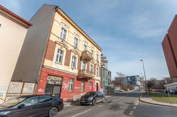 Prodej nájemního domu 400 m², Praha 8 - Libeň