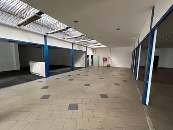 Pronájem obchodních prostor 350 m², Kutná Hora