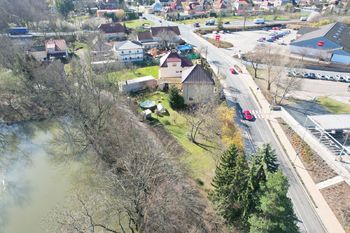 pohled na dům z ptačí perspektivy - Prodej domu 138 m², Úvaly