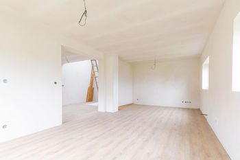 Prodej domu 156 m², Senomaty