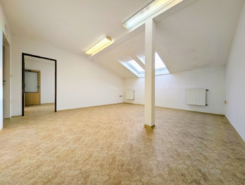 kanceláře ve 3. NP ... - Pronájem kancelářských prostor 20 m², Havlíčkův Brod