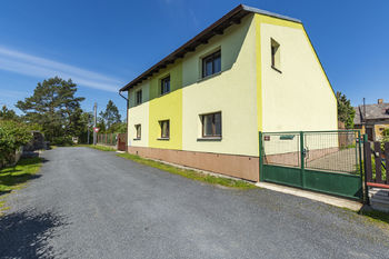 Prodej domu 218 m², Nučice