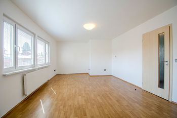 Prodej bytu 3+1 v osobním vlastnictví 70 m², Pardubice