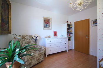 Prodej bytu 2+kk v osobním vlastnictví 66 m², Praha 5 - Zbraslav