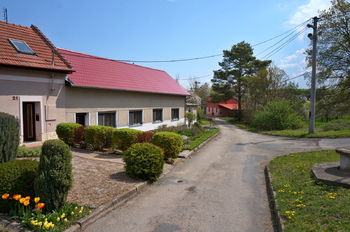 Šikmý pohled na dům (Rybníček, okr. Vyškov) - Prodej domu 100 m², Rybníček