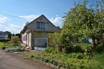 Boční pohled na dům (Rybníček, okr. Vyškov) - Prodej domu 100 m², Rybníček