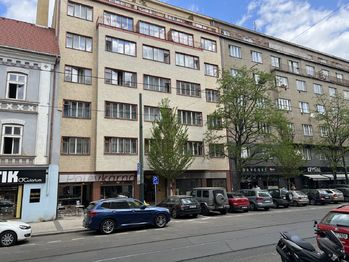 Prodej bytu 3+1 v družstevním vlastnictví 84 m², Praha 8 - Karlín