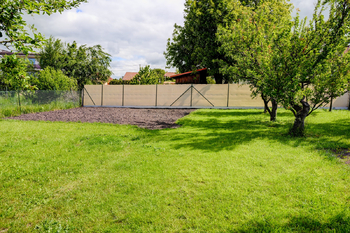 Prodej pozemku 903 m², Čebín