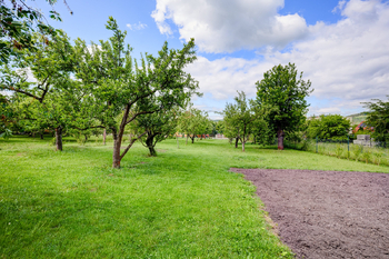 Prodej pozemku 903 m², Čebín