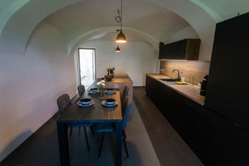 Kuchyň s jídelním koutem - Prodej domu 218 m², Jihlava