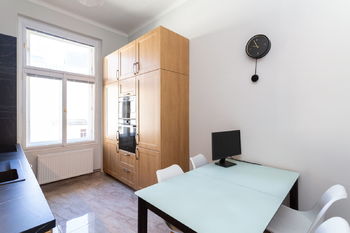 Prodej bytu 2+1 v osobním vlastnictví 66 m², Praha 1 - Nové Město