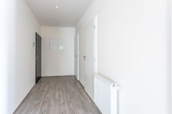 Prodej bytu 3+kk v osobním vlastnictví 77 m², Horoměřice