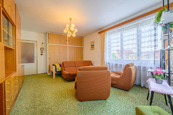 Obývací pokoj přízemí - Prodej domu 198 m², Sušice