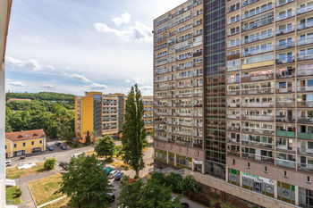 Prodej bytu 3+1 v osobním vlastnictví 75 m², Praha 10 - Vršovice