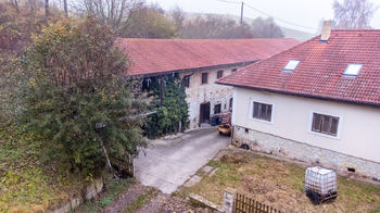 Prodej komerčního objektu 21808 m², Ročov