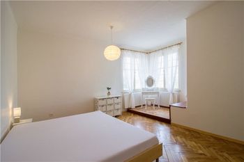 Prodej domu 472 m², Trutnov