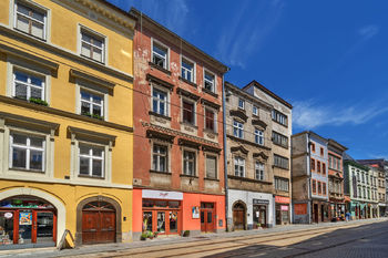 Pohled na dům - Prodej bytu 2+1 v osobním vlastnictví 76 m², Olomouc