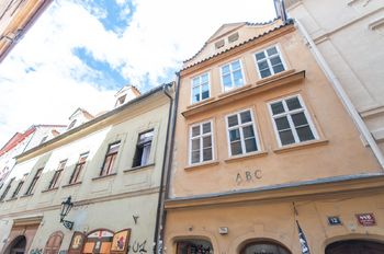 Pronájem bytu 3+1 v osobním vlastnictví 75 m², Praha 1 - Nové Město