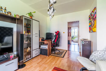 Prodej bytu 3+1 v osobním vlastnictví 73 m², Praha 6 - Ruzyně
