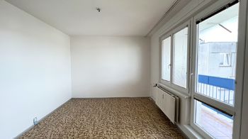 Pokoj s balkónem - Prodej bytu 3+1 v osobním vlastnictví 73 m², Ostrava