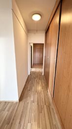 Chodba - Prodej bytu 3+1 v osobním vlastnictví 73 m², Ostrava