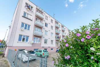 Prodej bytu 2+1 v družstevním vlastnictví 52 m², Hradec Králové