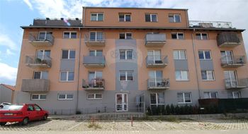 Prodej bytu 2+kk v osobním vlastnictví 58 m², Horoměřice