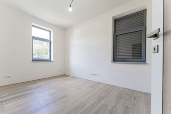 Prodej bytu 4+kk v osobním vlastnictví 93 m², Praha 8 - Libeň