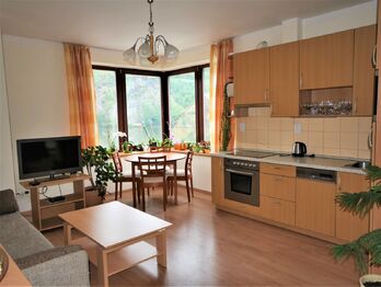 Pronájem obchodních prostor 175 m², Měchenice