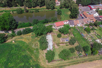 Rybník u domu - Prodej domu 140 m², Český Brod