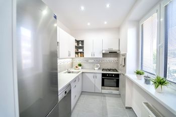 Kuchyně - Prodej bytu 3+1 v osobním vlastnictví 72 m², Praha
