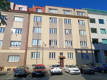 Prodej bytu 1+1 v družstevním vlastnictví 47 m², Hradec Králové