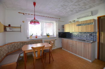 kuchyně + jídelna - Prodej domu 104 m², Mohelno