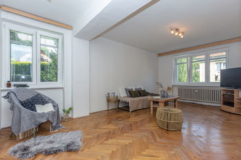 Pronájem bytu 2+1 v osobním vlastnictví 63 m², Meziboří