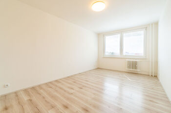 Prodej bytu 2+kk v osobním vlastnictví 45 m², Praha 4 - Kamýk