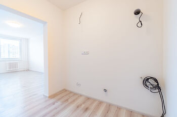 Prodej bytu 2+kk v osobním vlastnictví 45 m², Praha 4 - Kamýk