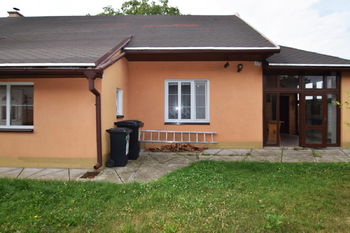 zadní část domu - Prodej domu 140 m², Jíkev