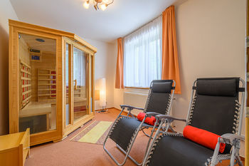 Prodej hotelu 846 m², Dešenice