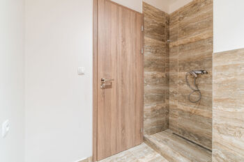 Pronájem bytu 2+kk v osobním vlastnictví 43 m², Praha 8 - Libeň