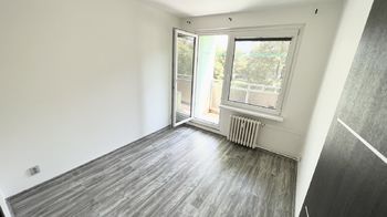 Pokoj s balkónem - Prodej bytu 3+1 v družstevním vlastnictví 63 m², Ostrava