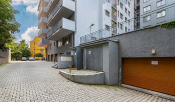 Prodej bytu 2+1 v osobním vlastnictví 48 m², Praha 7 - Troja