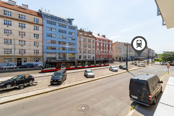 Pronájem garážového stání 15 m², Praha 8 - Libeň
