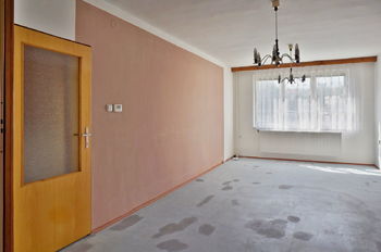Obývací pokoj - Prodej domu 220 m², Hustopeče