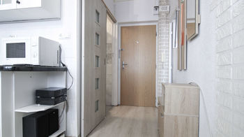 vstupní chodba - Prodej bytu 1+1 v družstevním vlastnictví 34 m², Jirkov