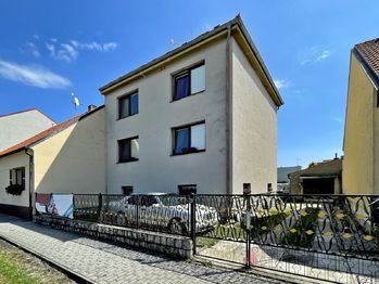 Prodej domu 250 m², Borek