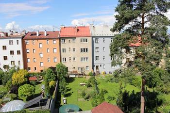 pohled z okna - Pronájem bytu 2+1 v osobním vlastnictví 64 m², Olomouc