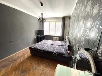 ložnice - Prodej bytu 2+1 v osobním vlastnictví 53 m², Plzeň