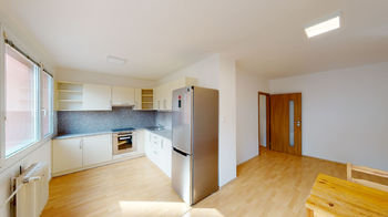kuchyňský kout s obývacím pokojem - Prodej bytu 3+kk v družstevním vlastnictví 71 m², Praha 4 - Hodkovičky