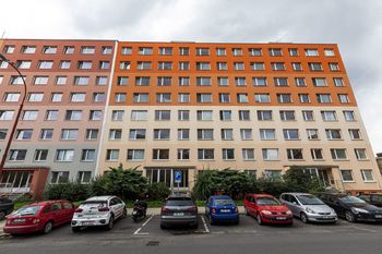 Pohled na dům - Pronájem bytu 2+kk v osobním vlastnictví 40 m², Roudnice nad Labem