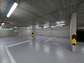 Pronájem garážového stání 13 m², Praha 4 - Záběhlice